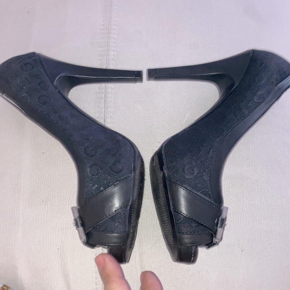 Like new black Guess peep-toe pumps. Heels/sole is excellent shape - Picture 3 of 7